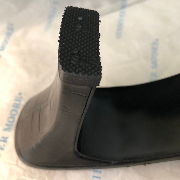 * SOLD *  Jennifer Moore - sandals - Picture 5 of 5